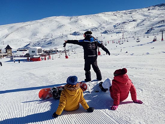 Clases de snow para niños y adultos en Sierra Nevada